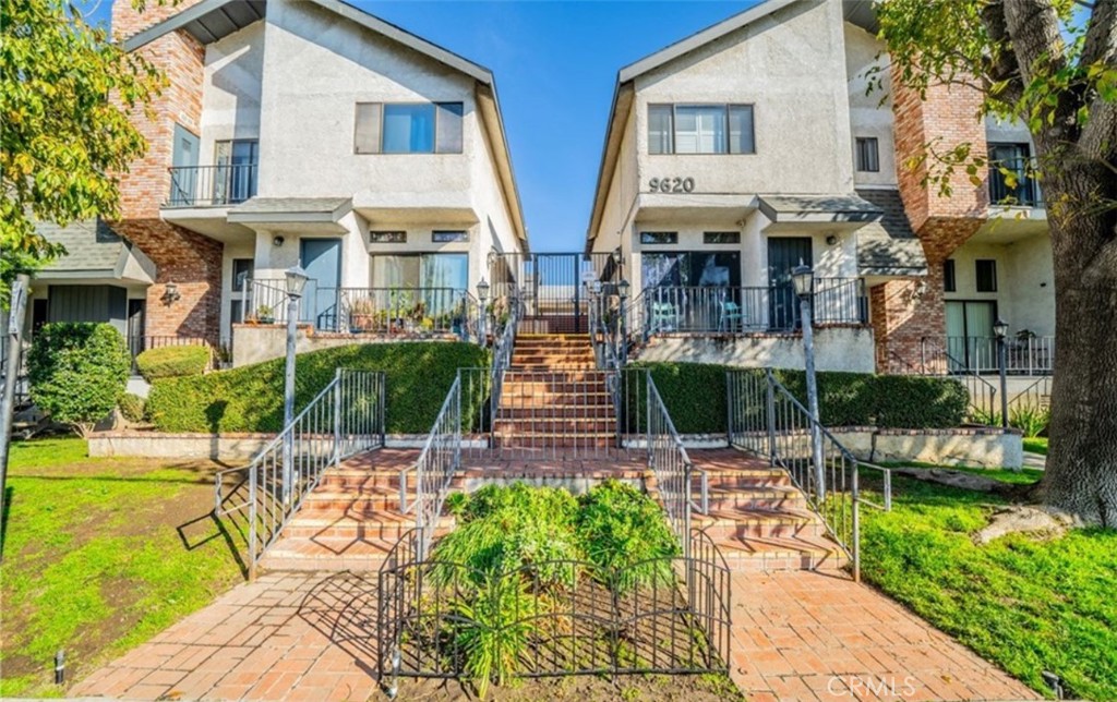 9620 Sepulveda Boulevard 4