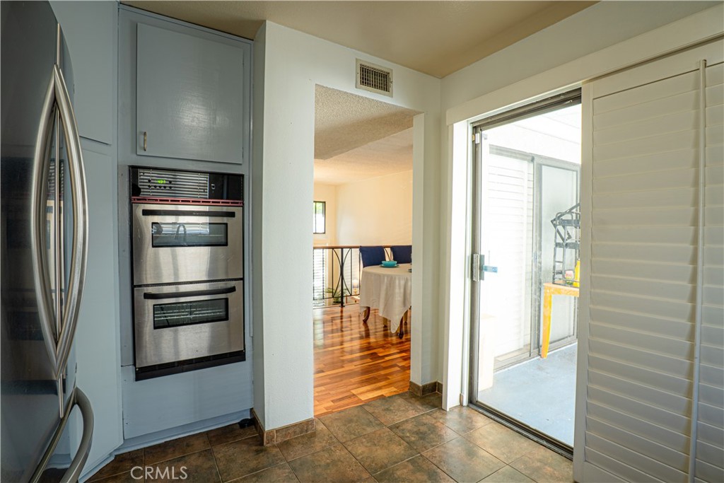 9620 Sepulveda Boulevard 4