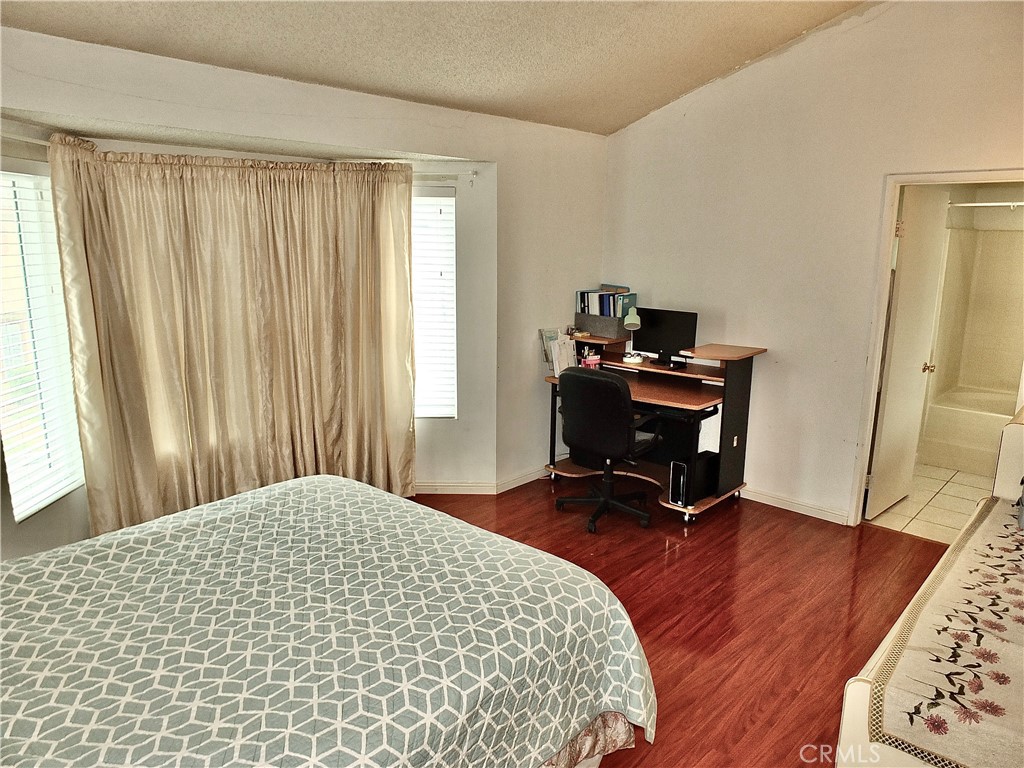 15121 Rancho Clemente