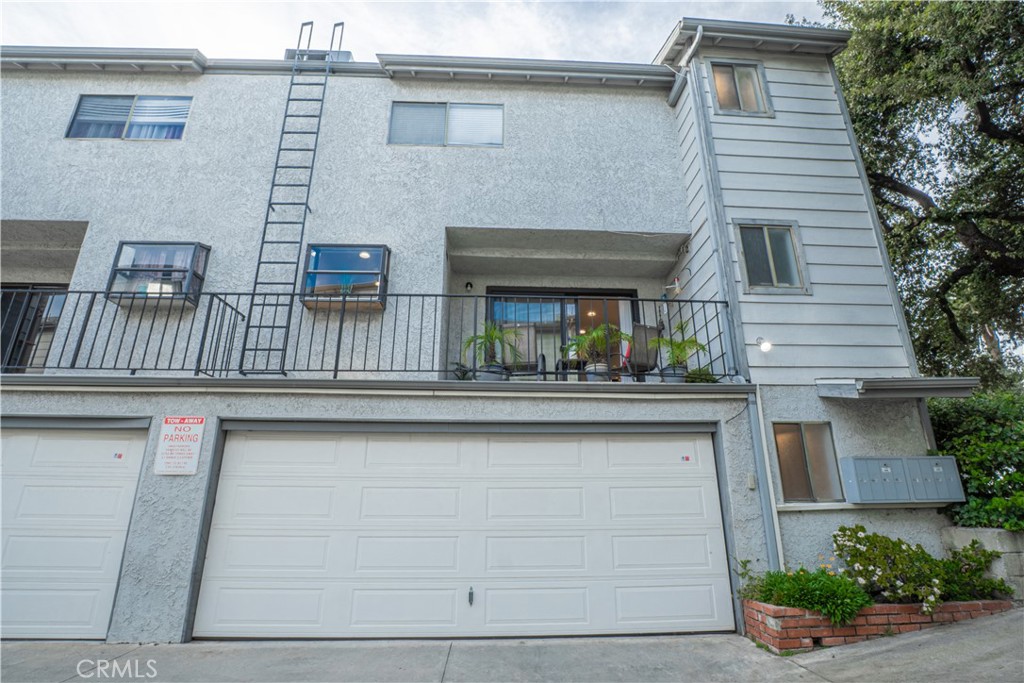 340 E Washington Boulevard