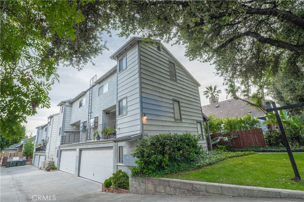 340 E Washington Boulevard