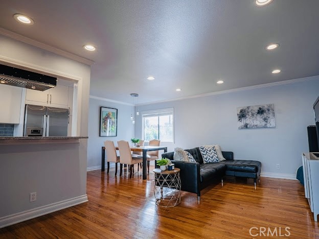 340 E Washington Boulevard