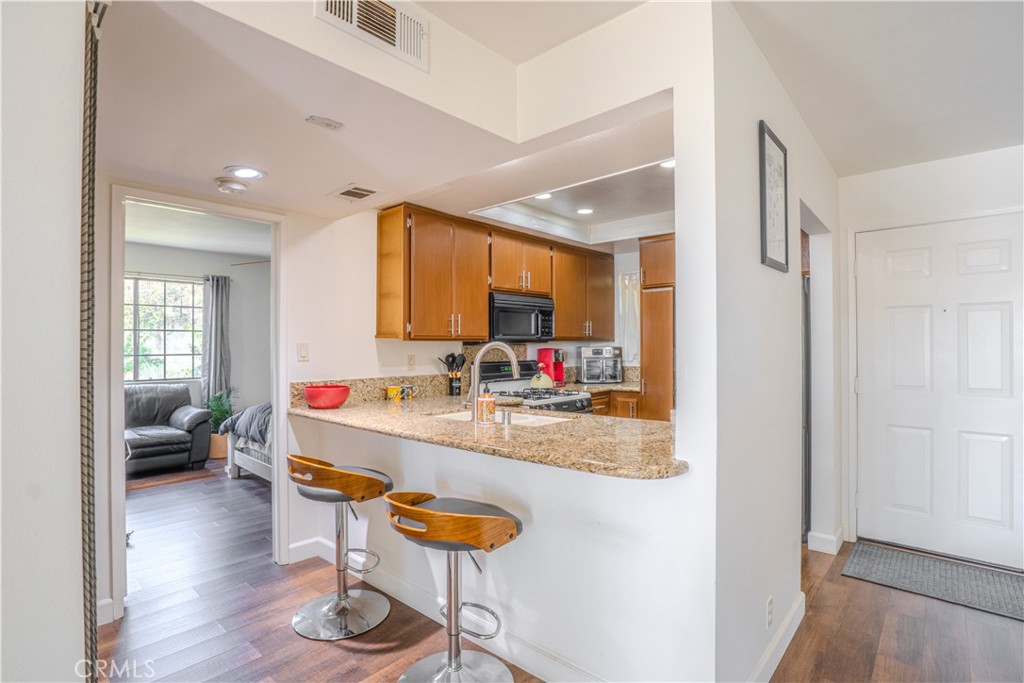 1903 Temple Avenue 228