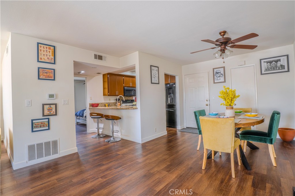 1903 Temple Avenue 228