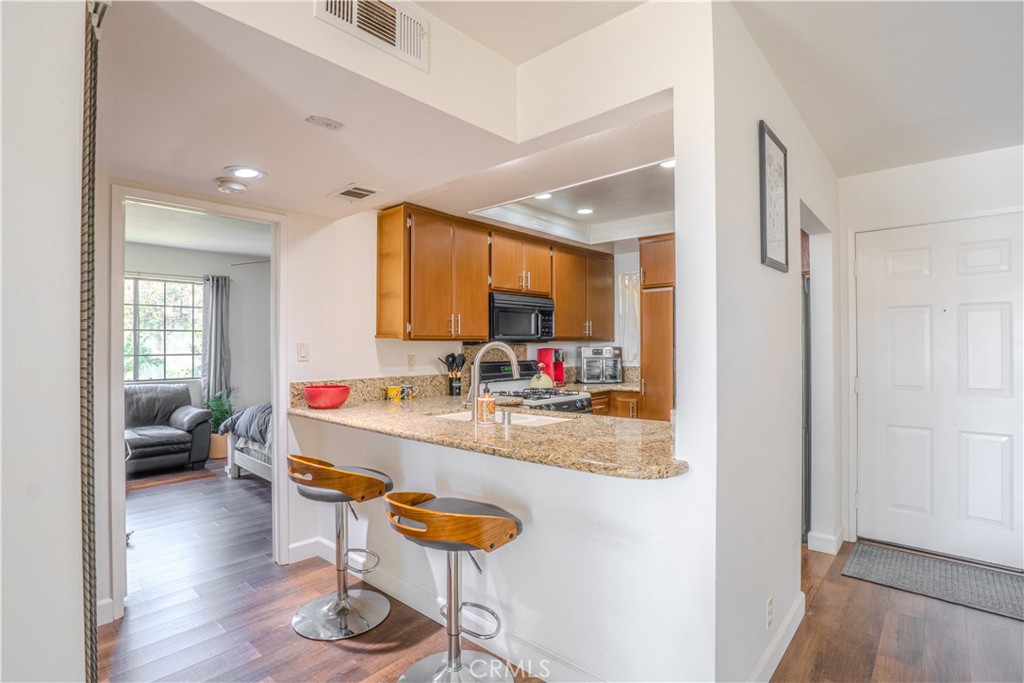 1903 Temple Avenue 228