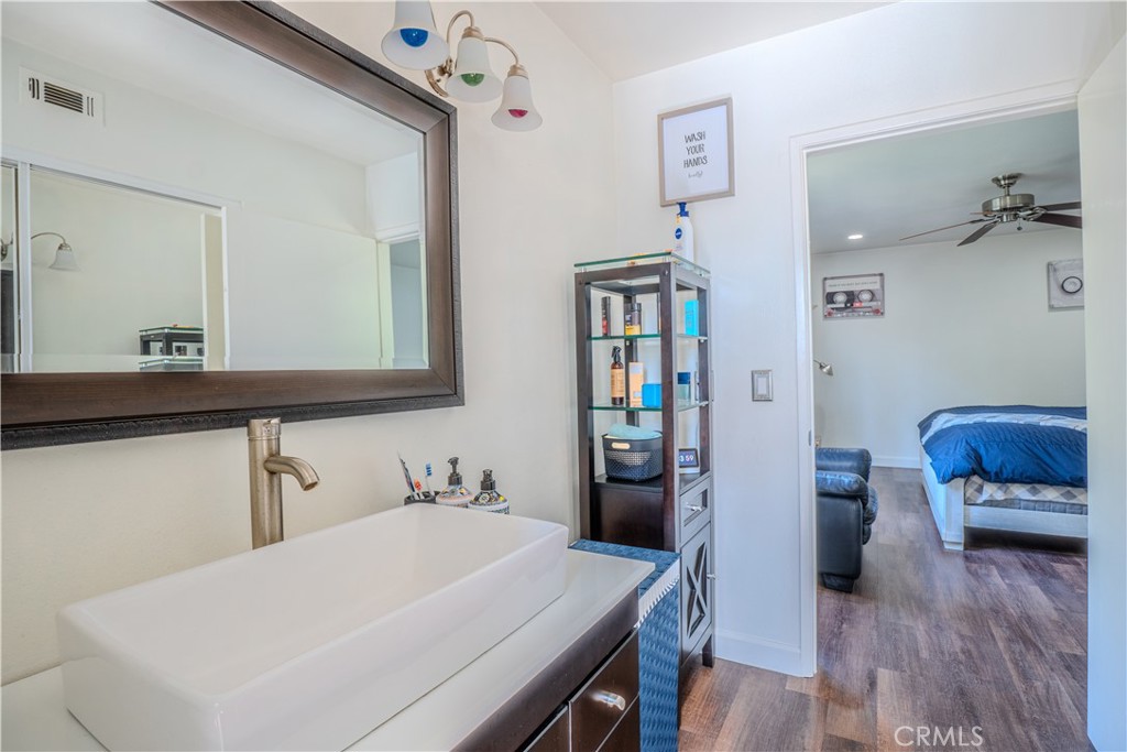 1903 Temple Avenue 228