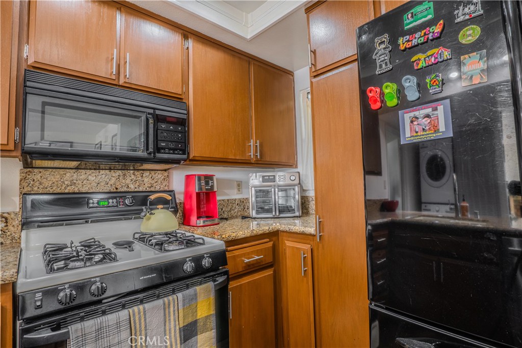 1903 Temple Avenue 228