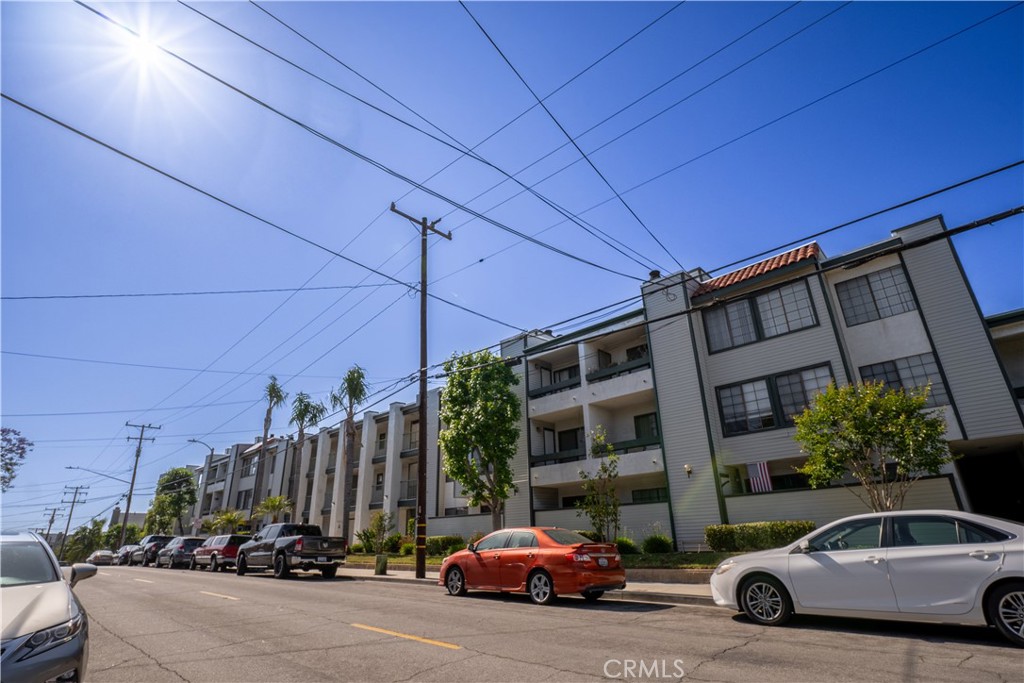 1903 Temple Avenue 228