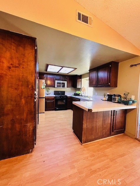 441 Placentia