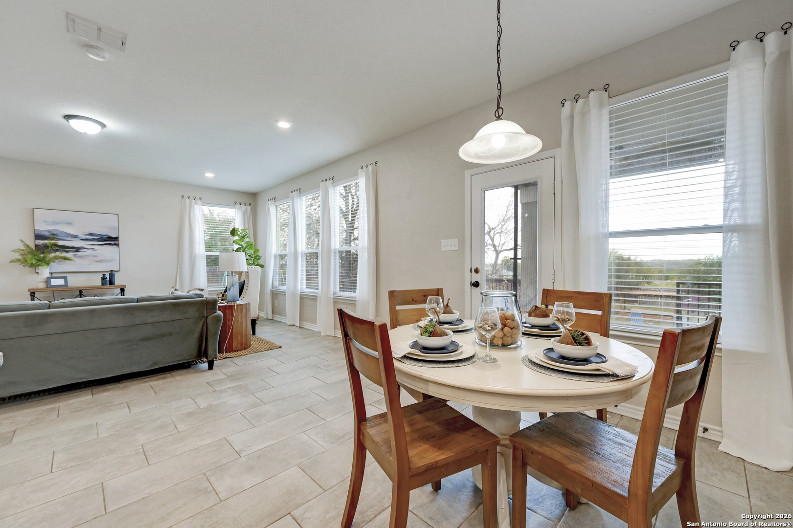 10142 Overlook Canyon