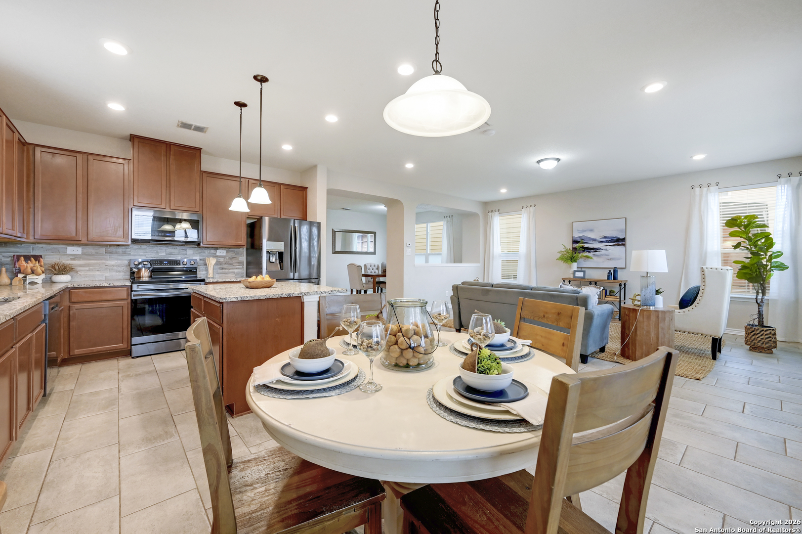 10142 Overlook Canyon