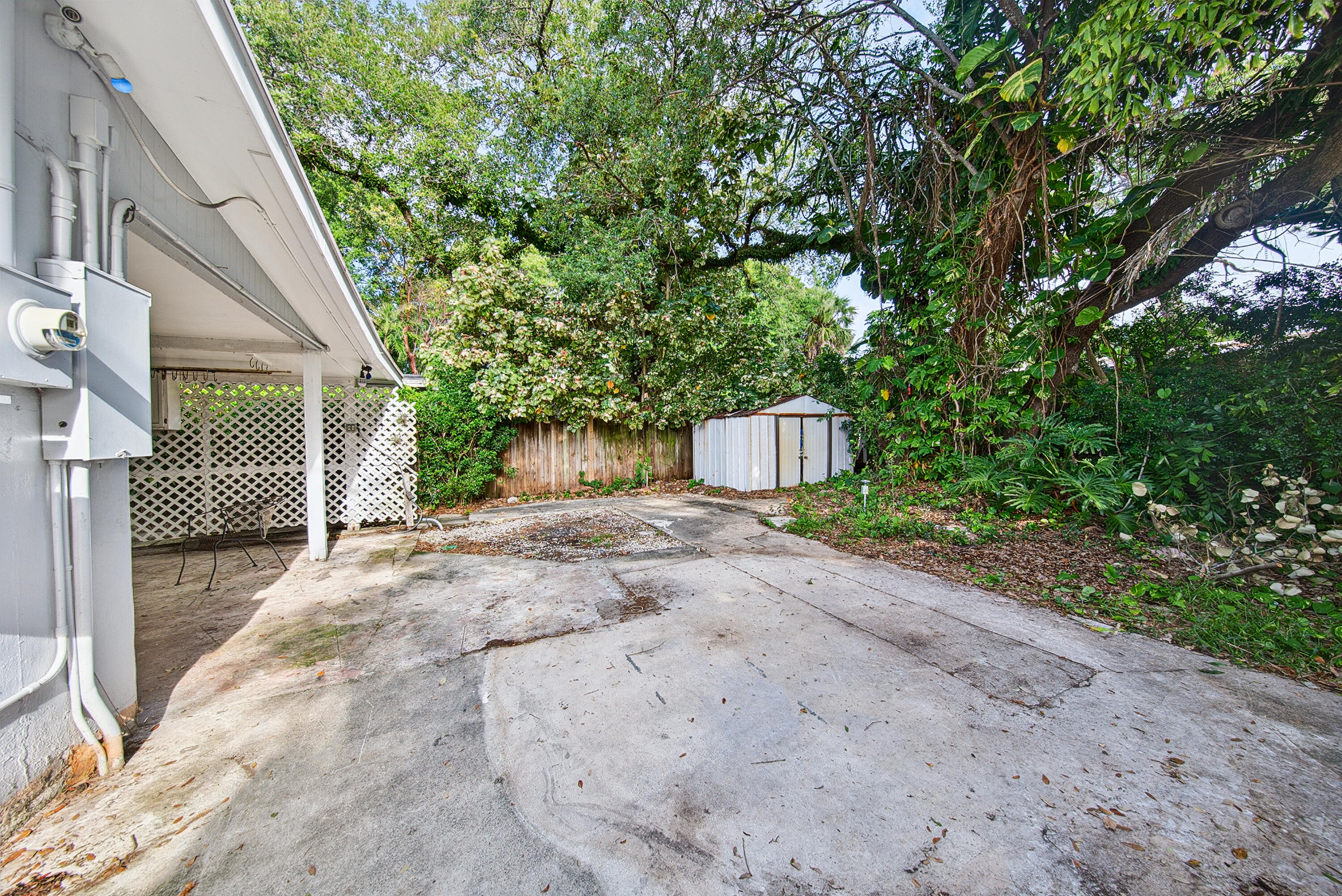 1425 SW 19th Avenue