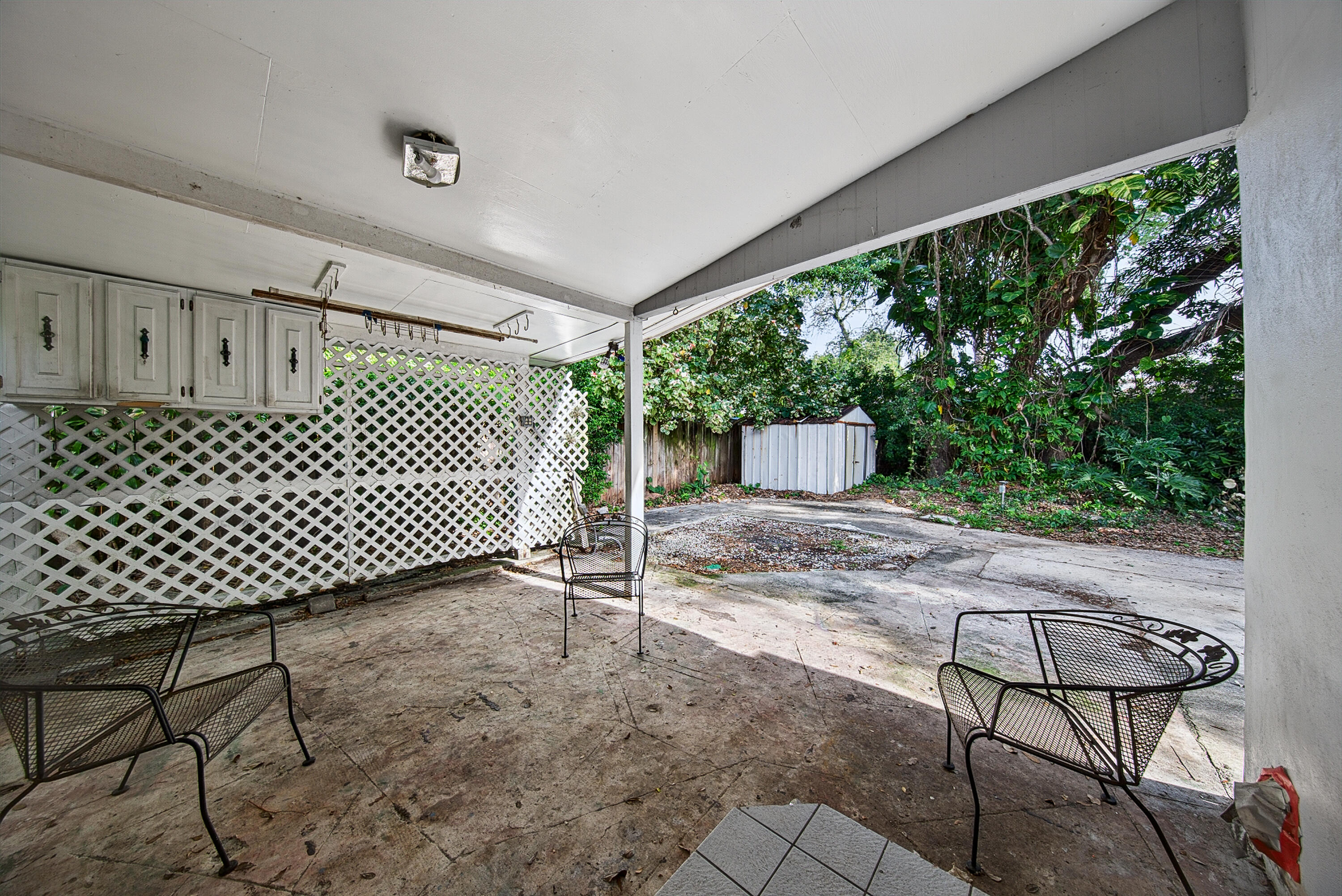 1425 SW 19th Avenue
