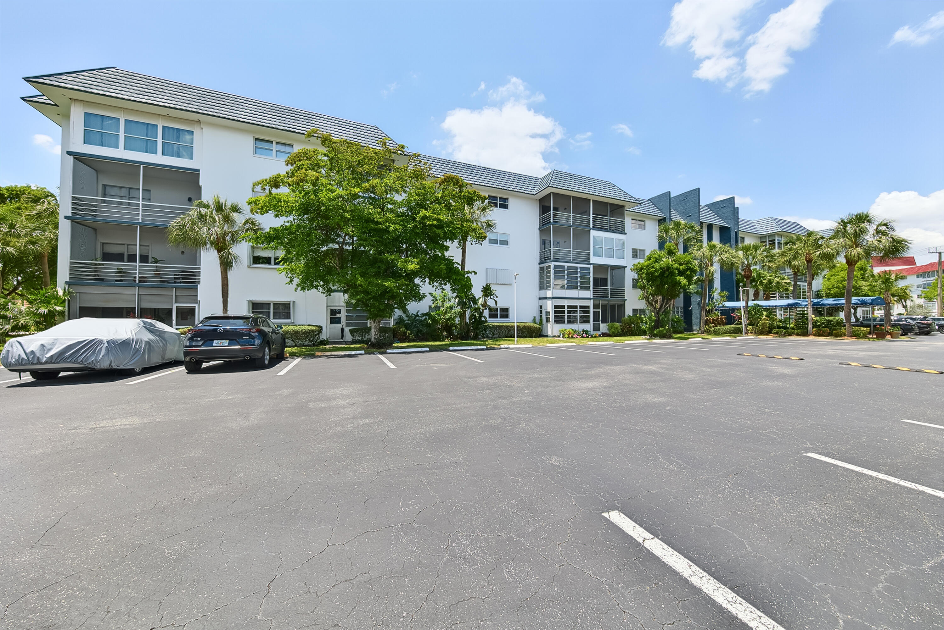 4770 NW 21st Street 412