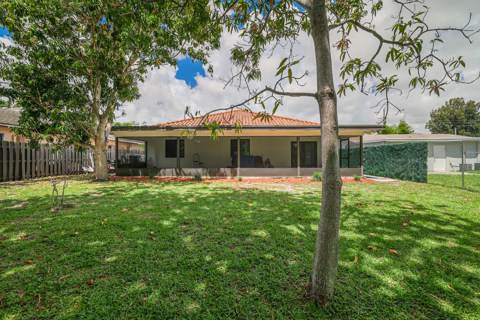 2000 SW 28th Avenue