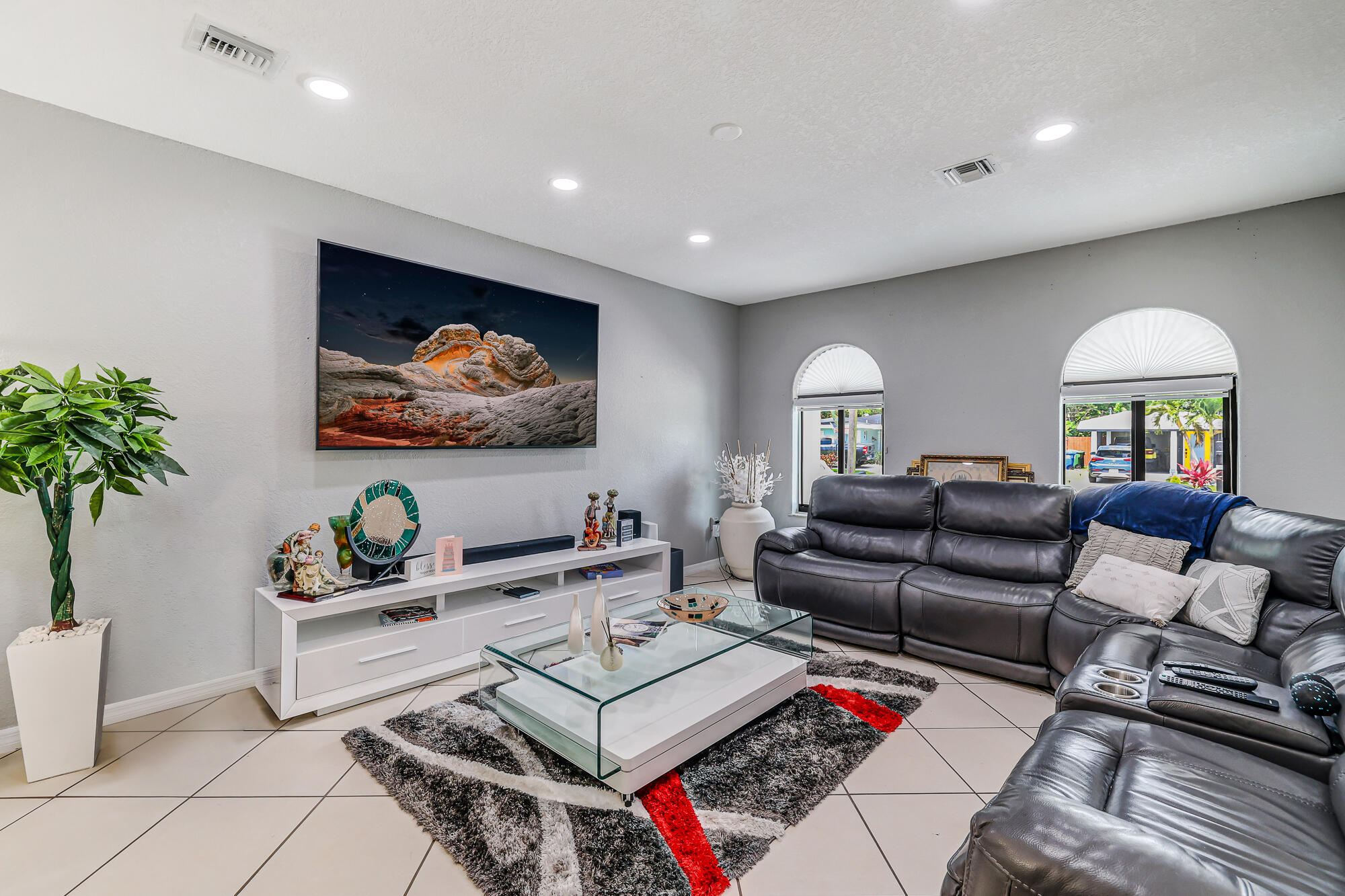 2000 SW 28th Avenue