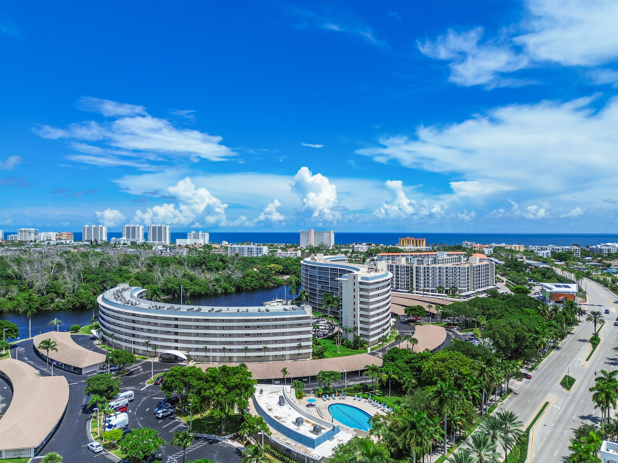 1523 E Hillsboro Boulevard 634