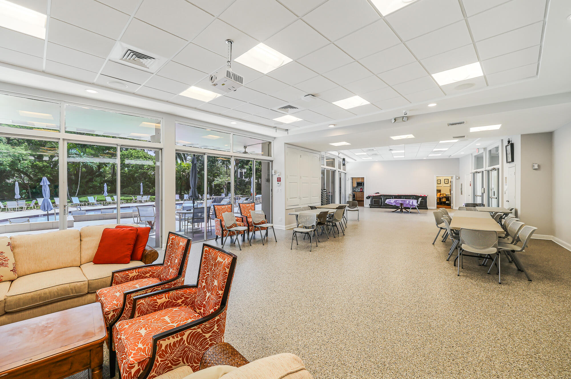 1523 E Hillsboro Boulevard 634