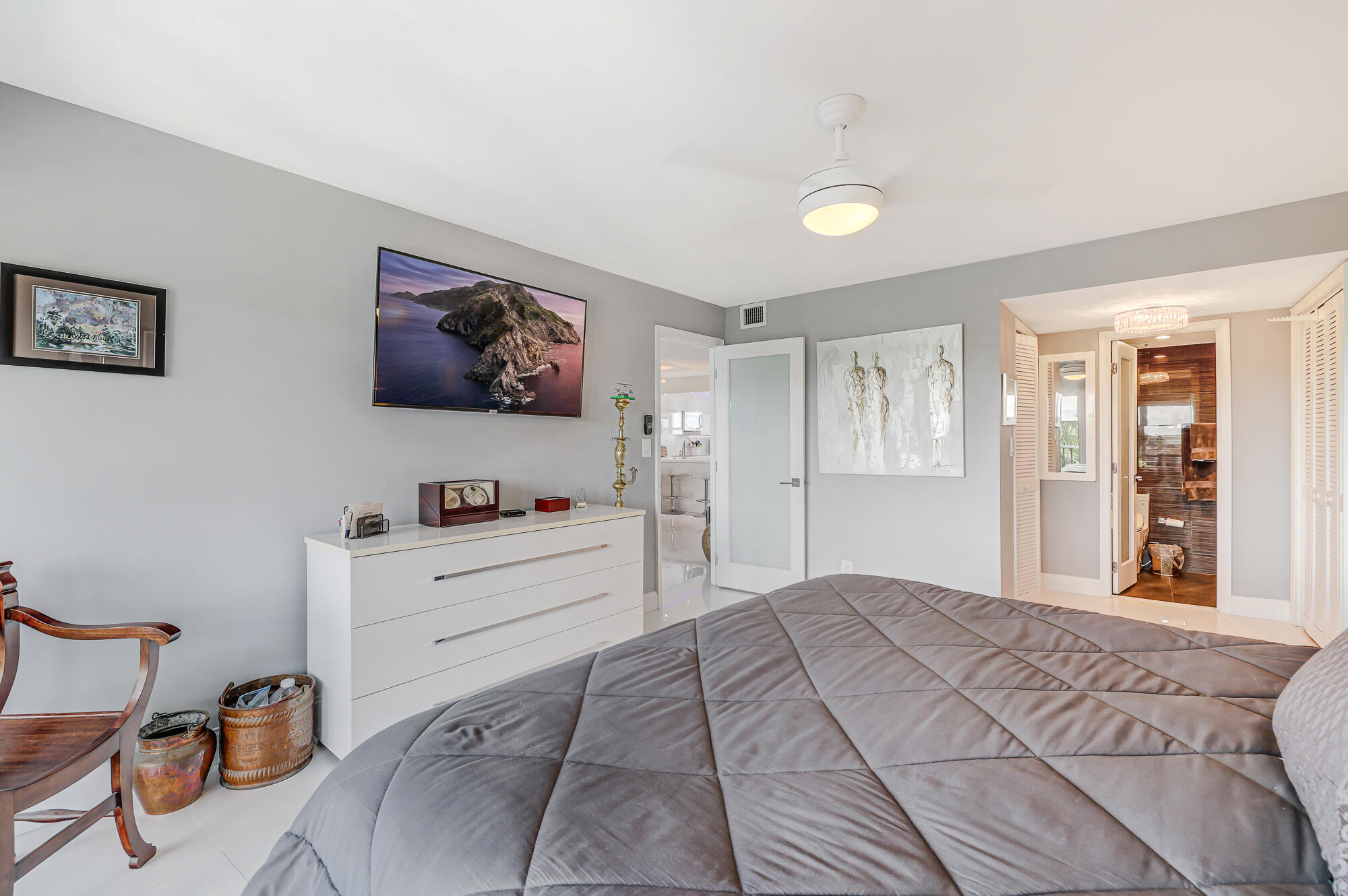1523 E Hillsboro Boulevard 634
