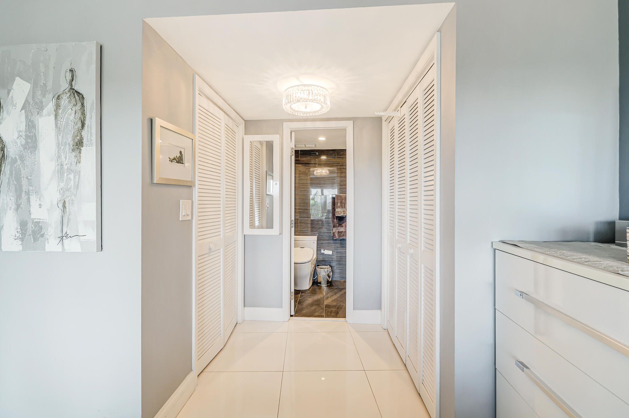 1523 E Hillsboro Boulevard 634