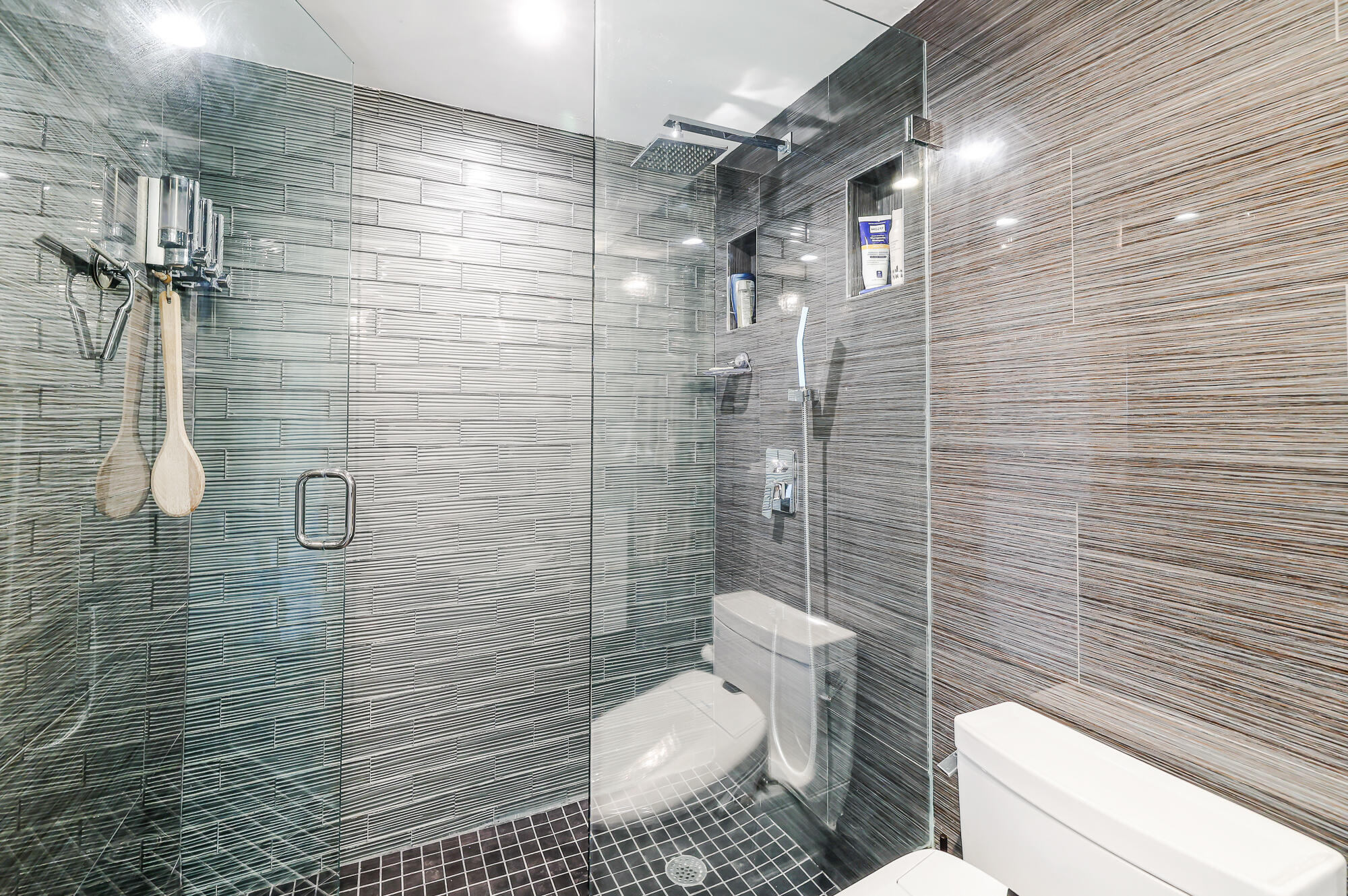 1523 E Hillsboro Boulevard 634