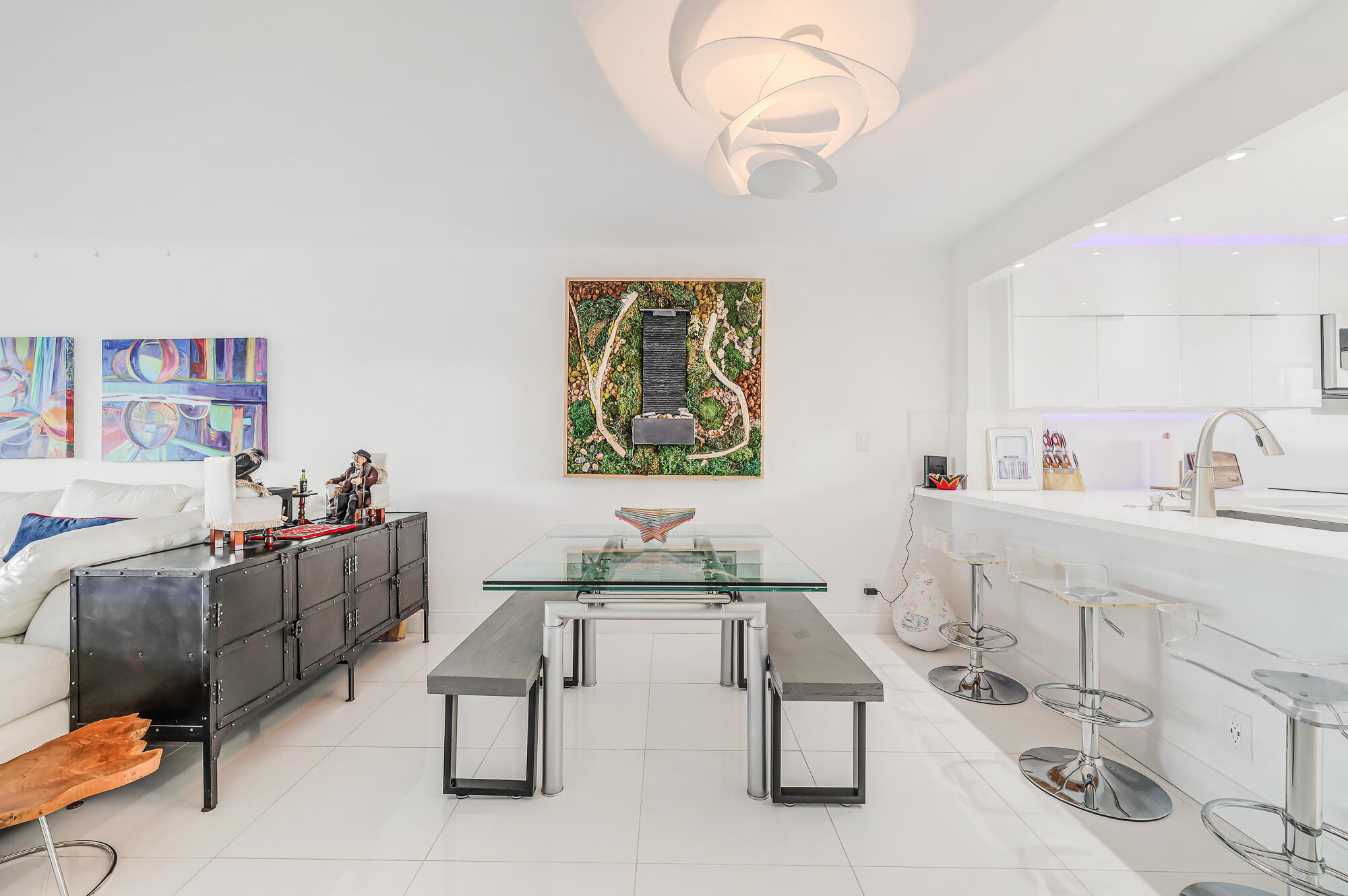 1523 E Hillsboro Boulevard 634
