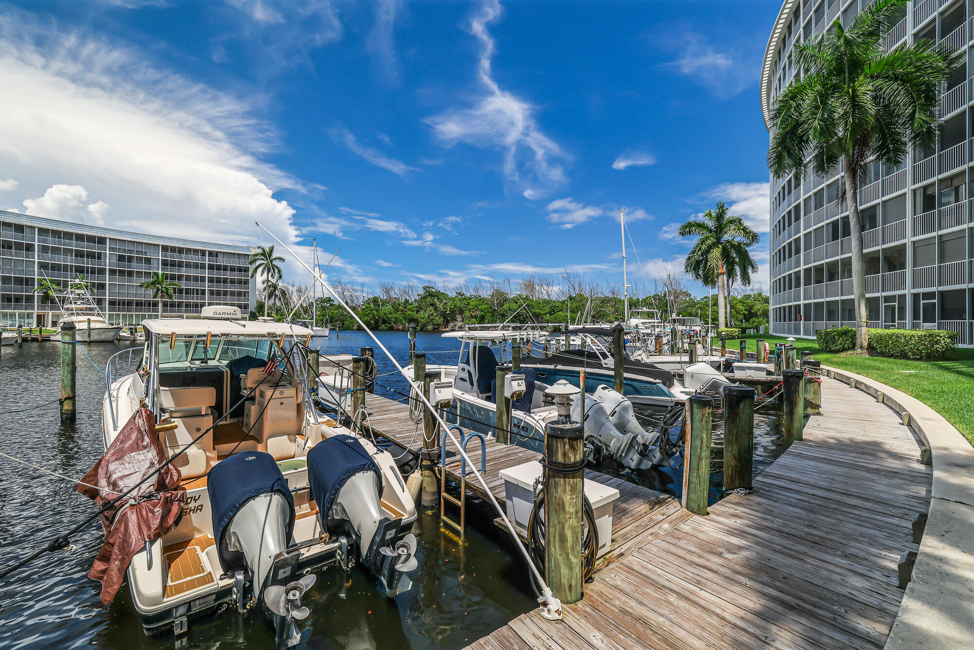 1523 E Hillsboro Boulevard 634