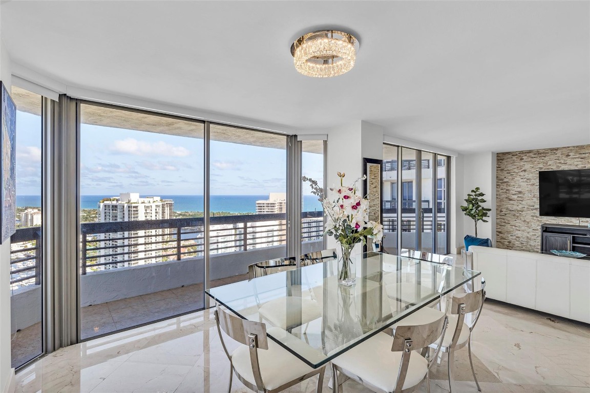 3500 Mystic Pointe Dr 3804