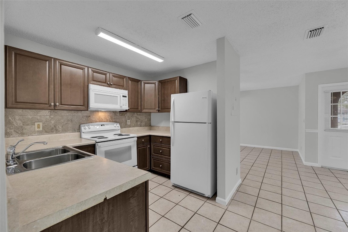 13988 Morning Glory Dr