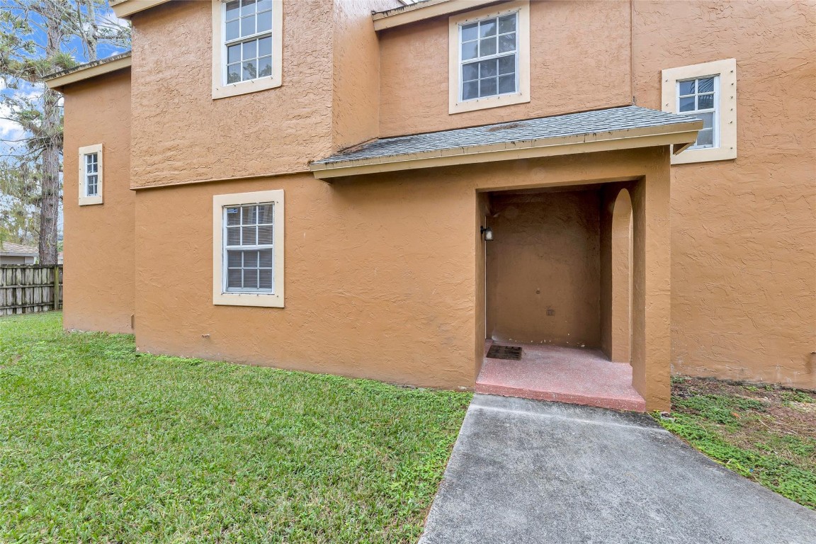 13988 Morning Glory Dr