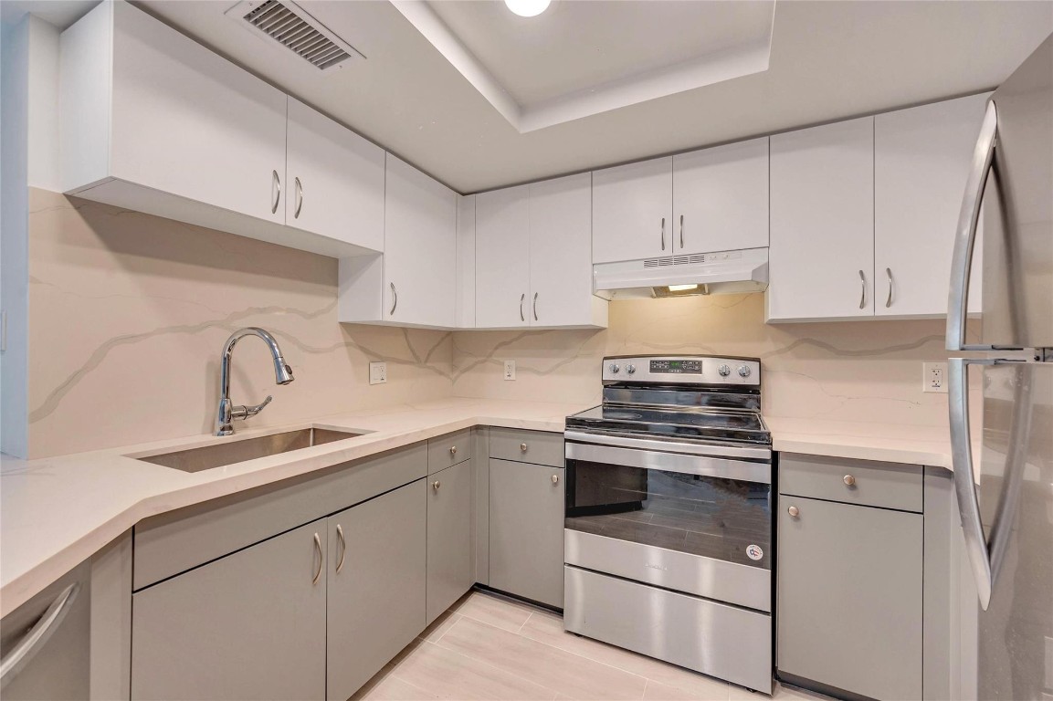 2119 SE 10th Ave 907