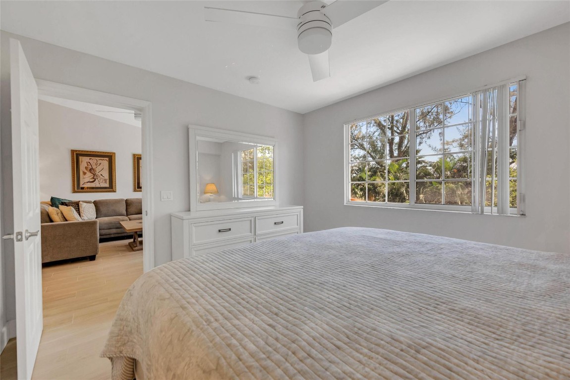 2119 SE 10th Ave 907