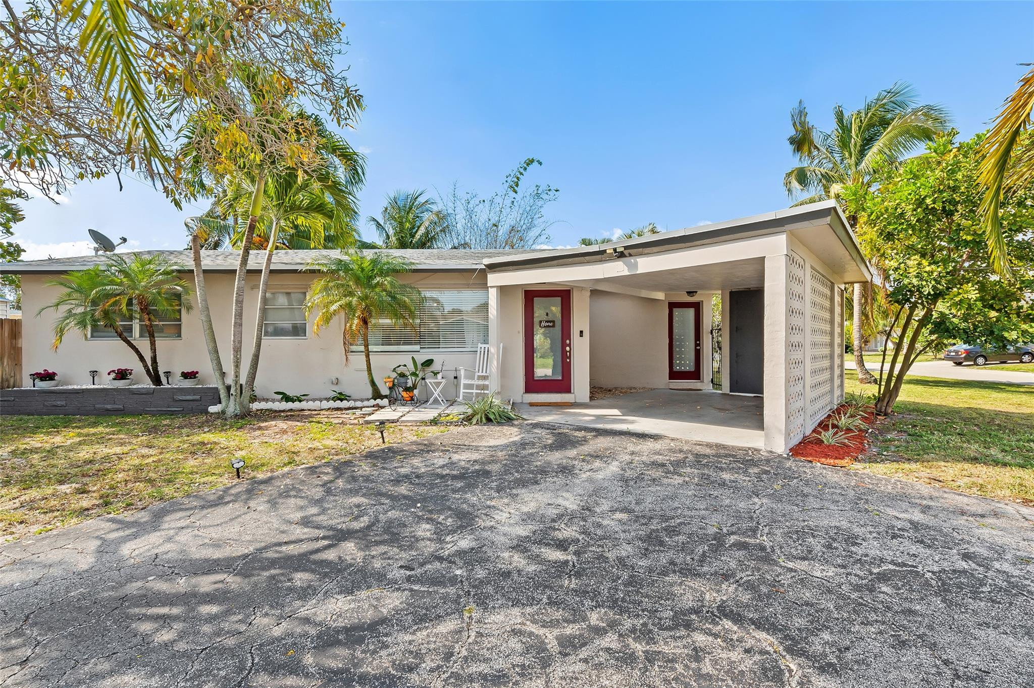 4050 NE 18th Ave