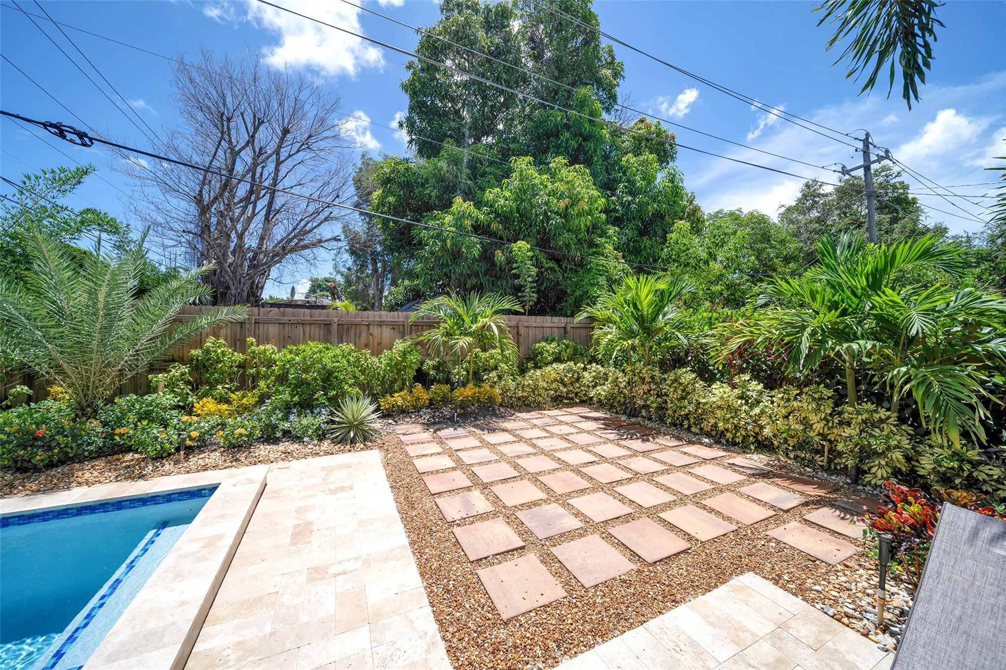 1344 NW 4th Ave