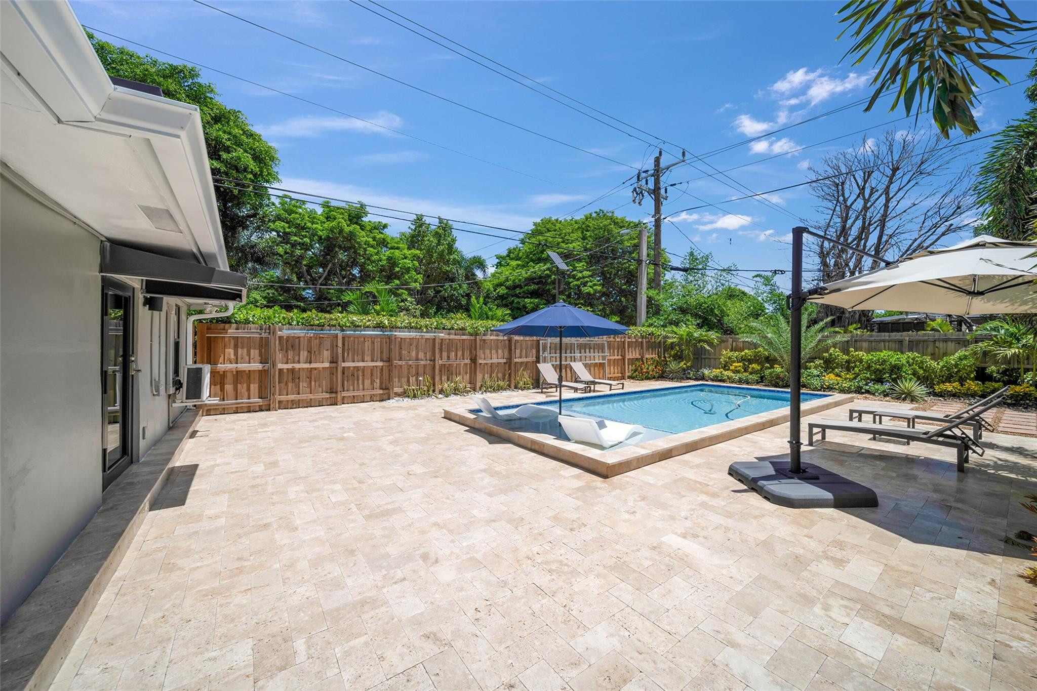 1344 NW 4th Ave