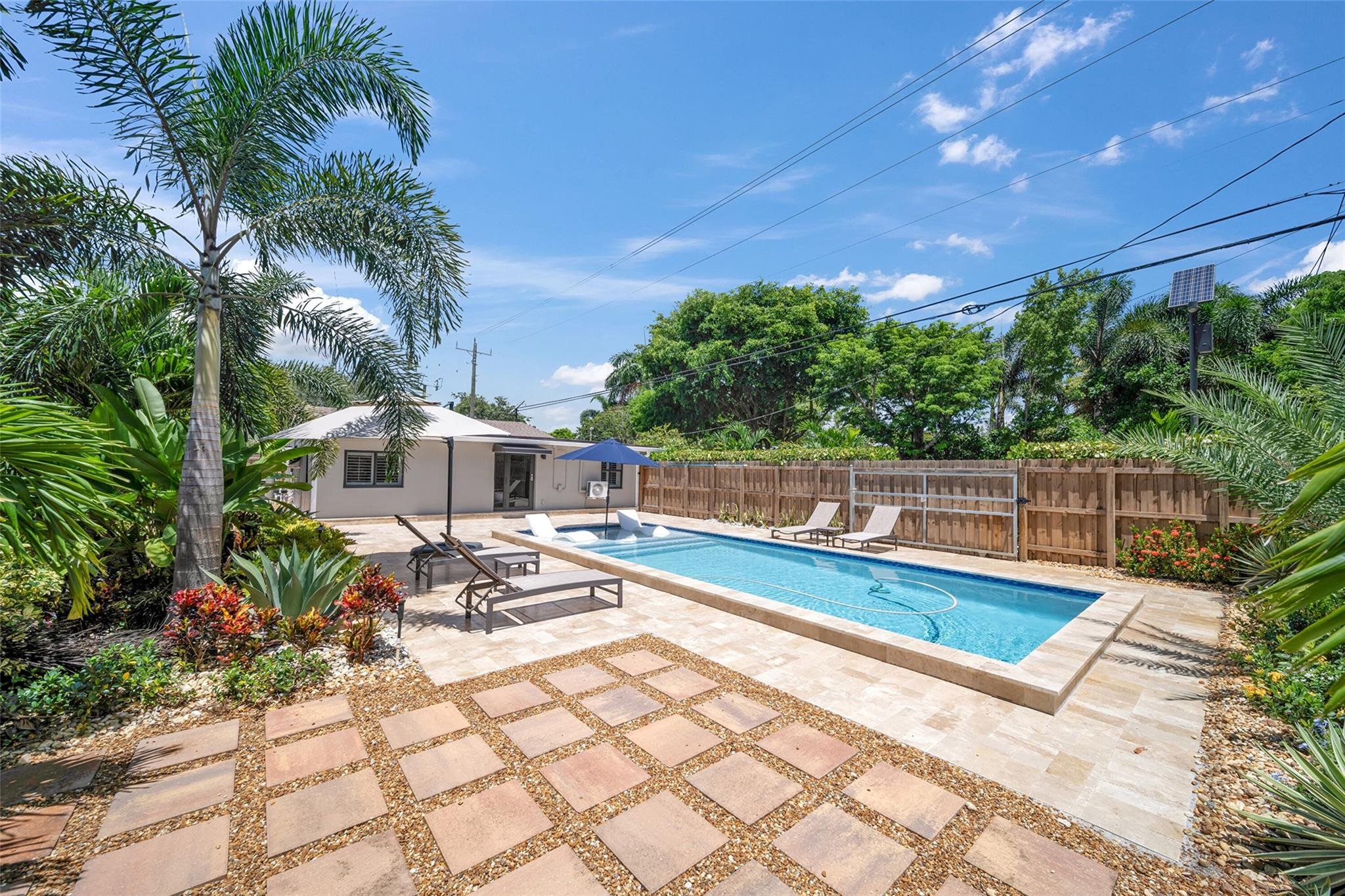 1344 NW 4th Ave