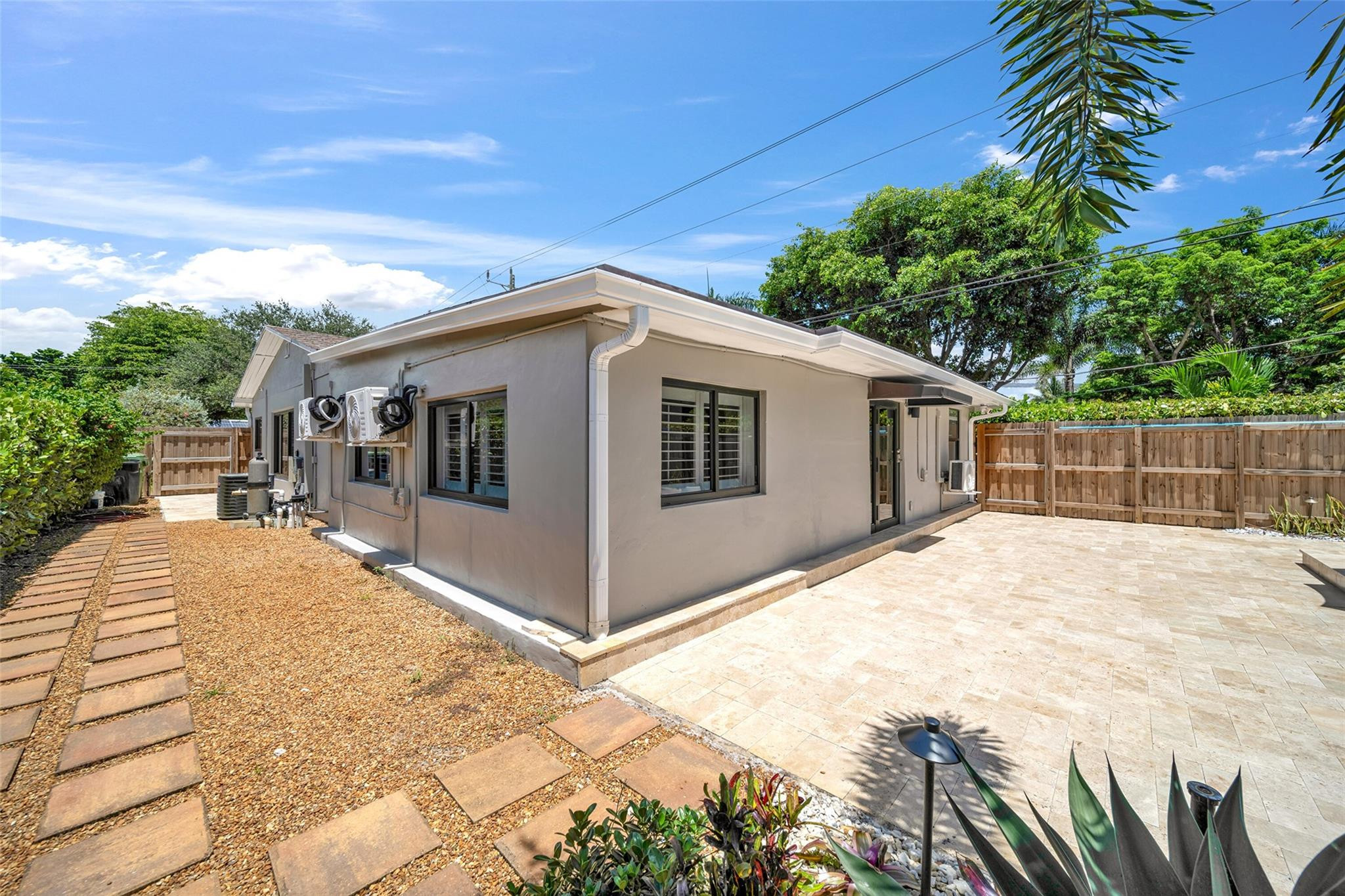 1344 NW 4th Ave