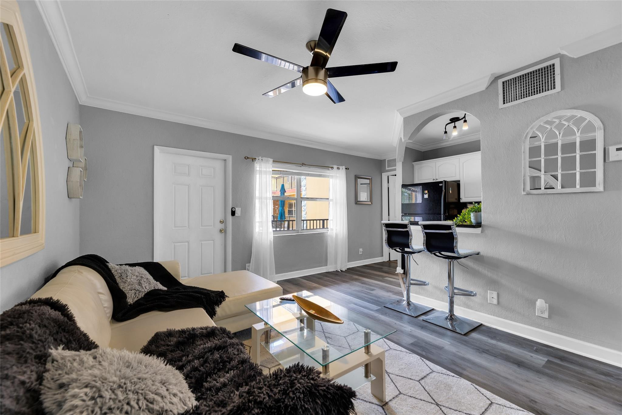 744 NE 14th Ave 3