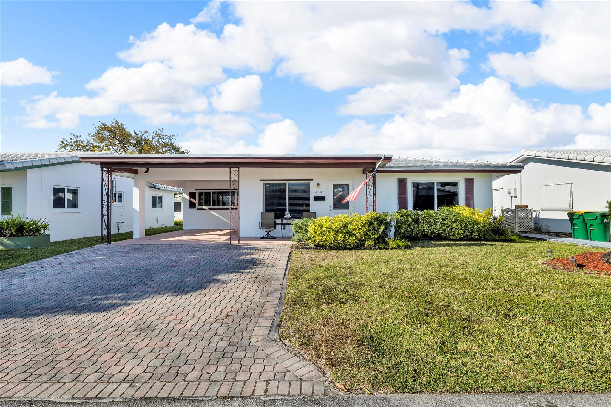 8207 NW 59th Ct