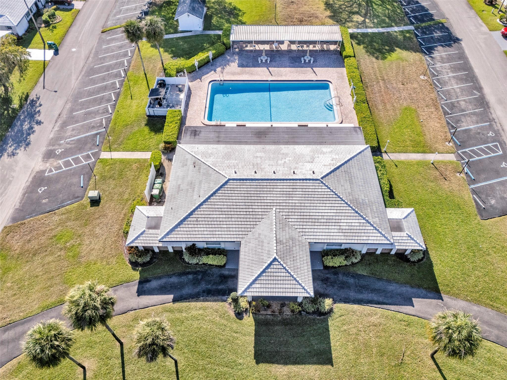 8207 NW 59th Ct
