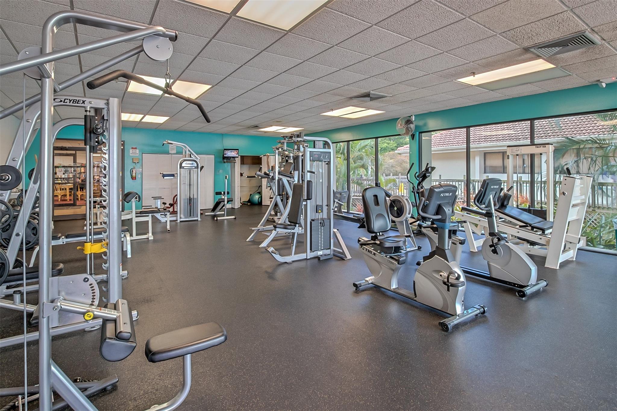 111 Lake Emerald Dr 105