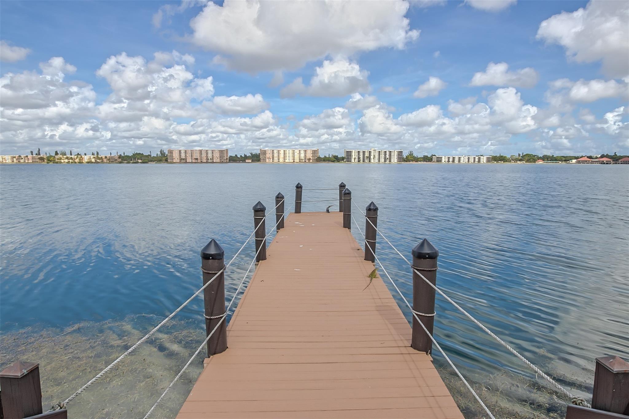 111 Lake Emerald Dr 105
