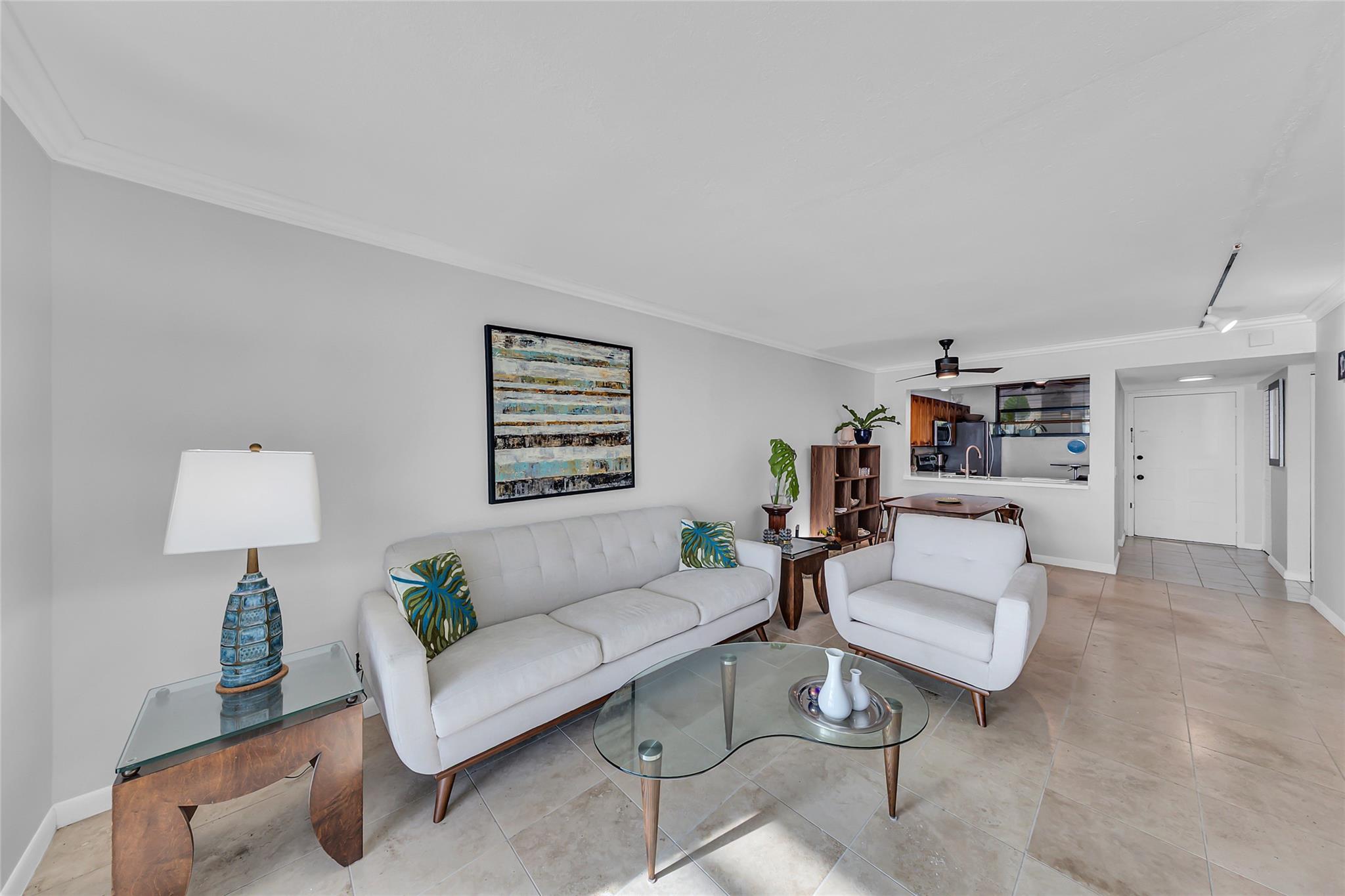 111 Lake Emerald Dr 105