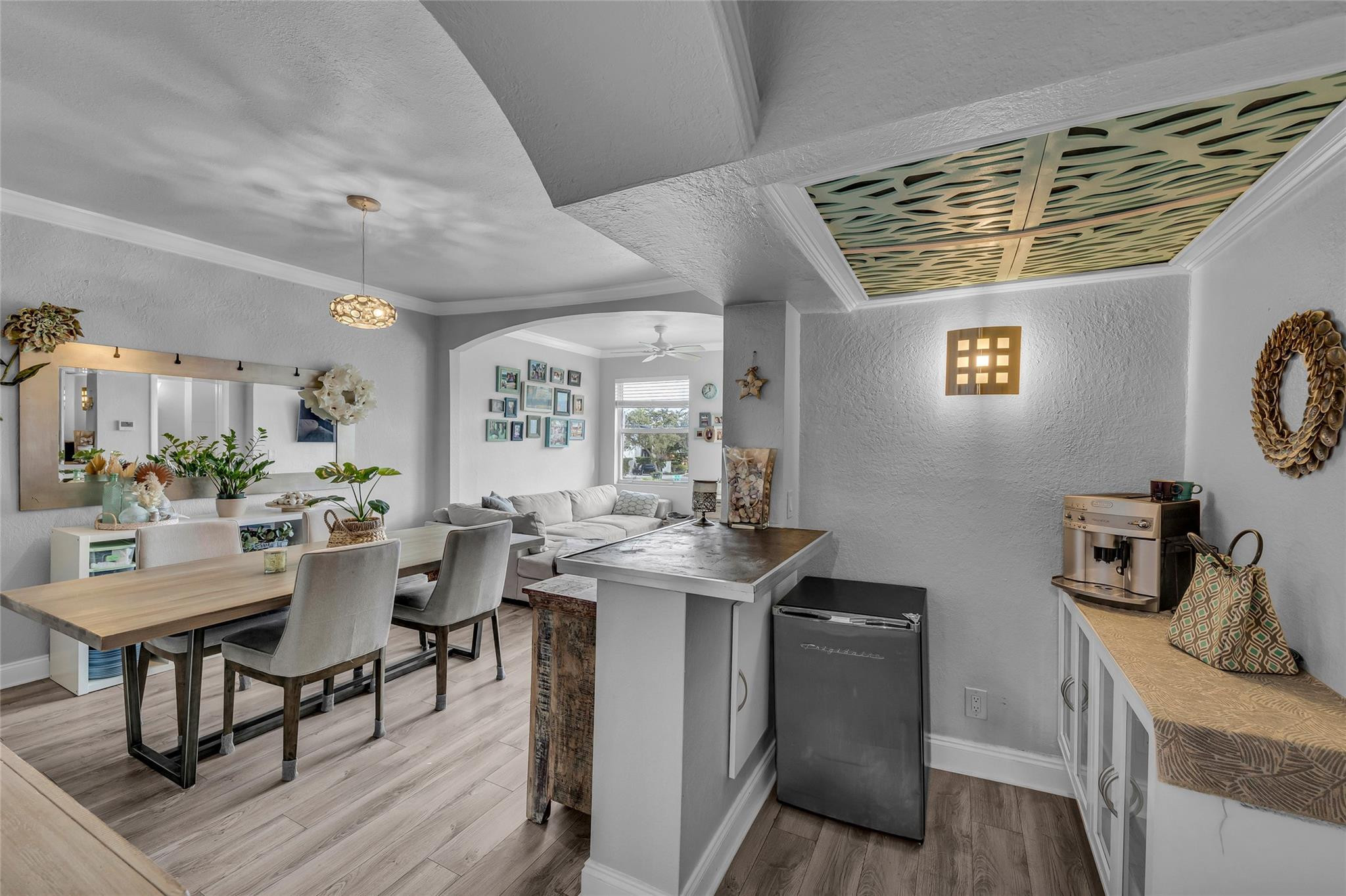 401 NE 16th Ave 4