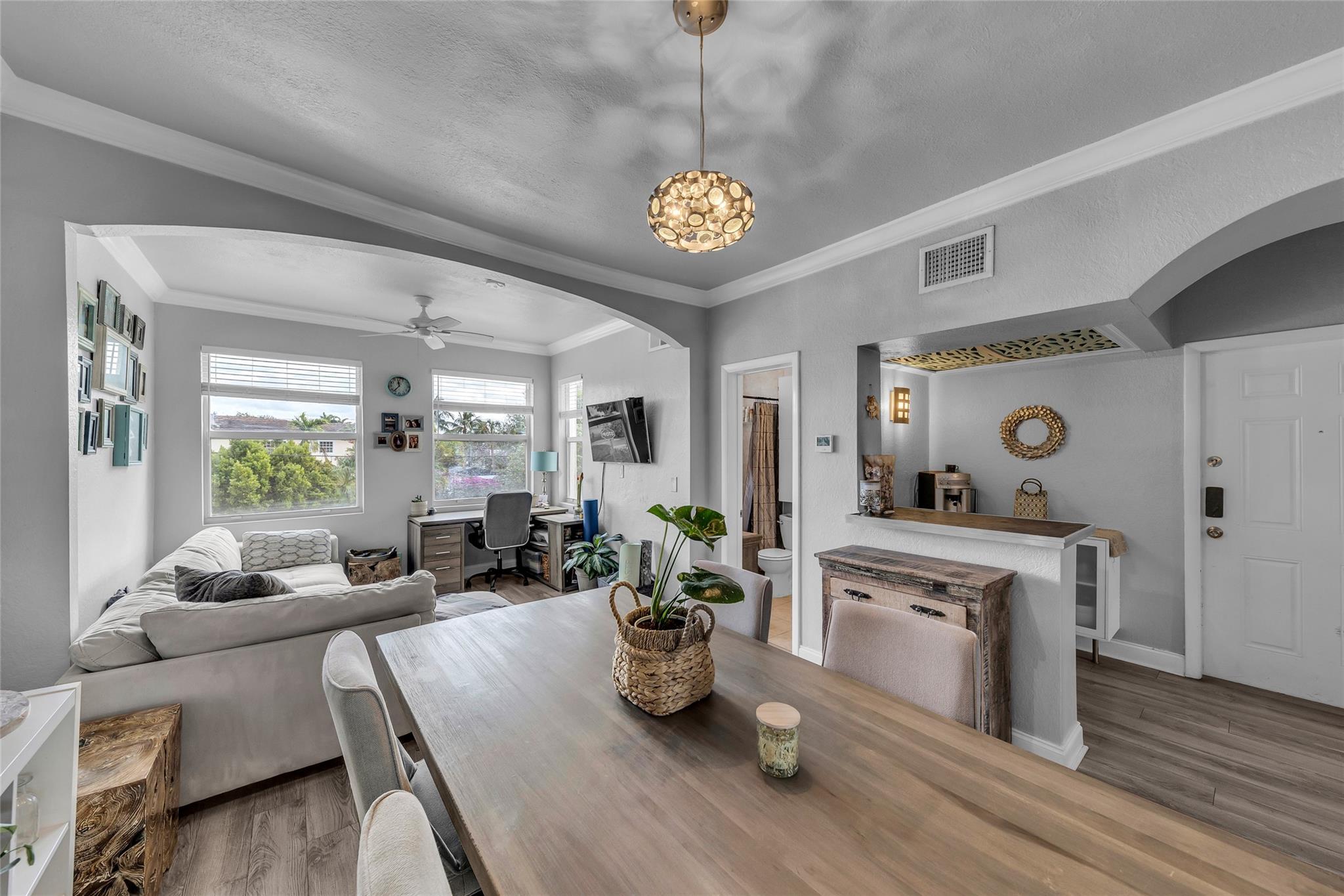 401 NE 16th Ave 4