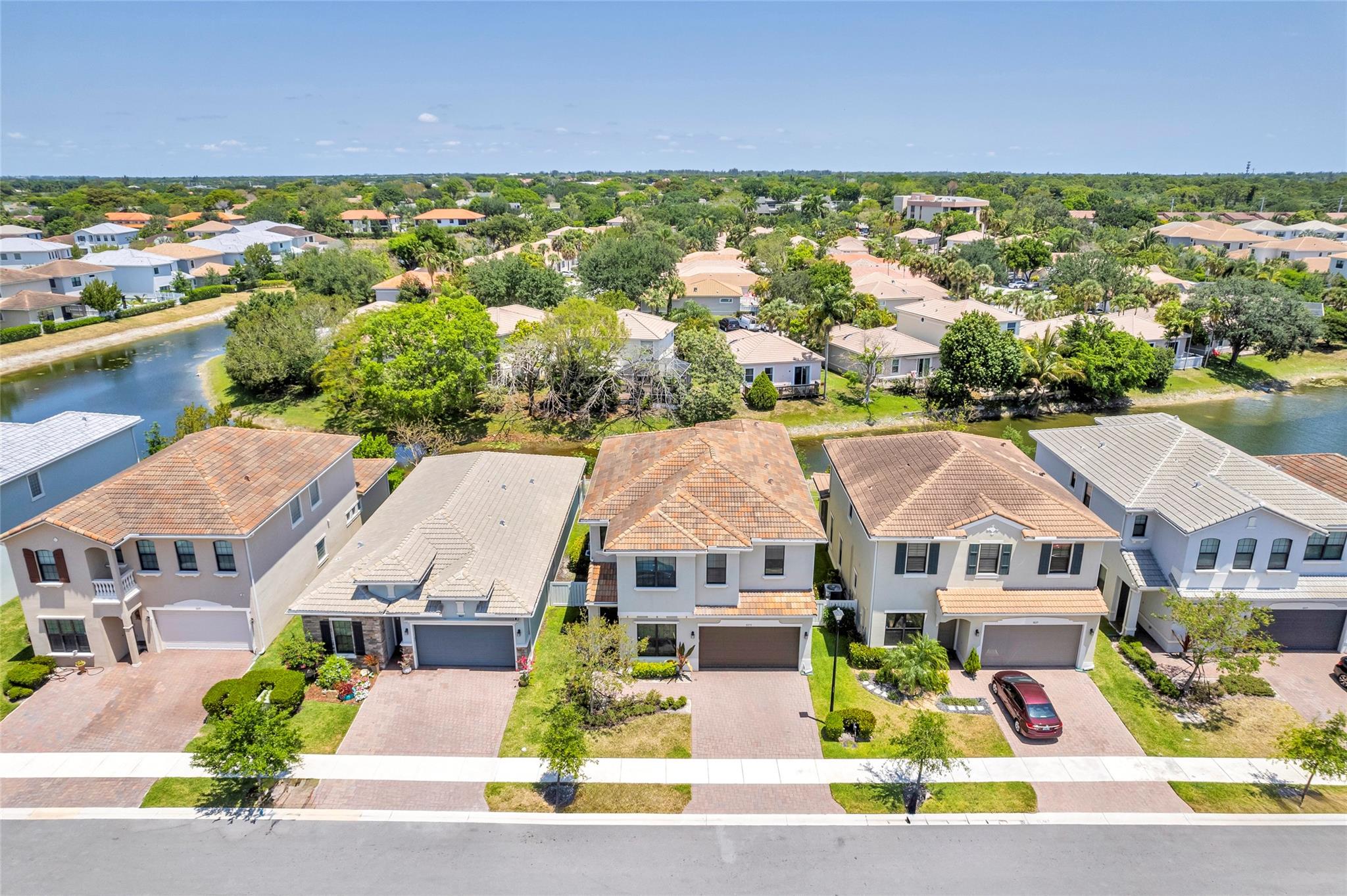 8835 NW 37th Dr