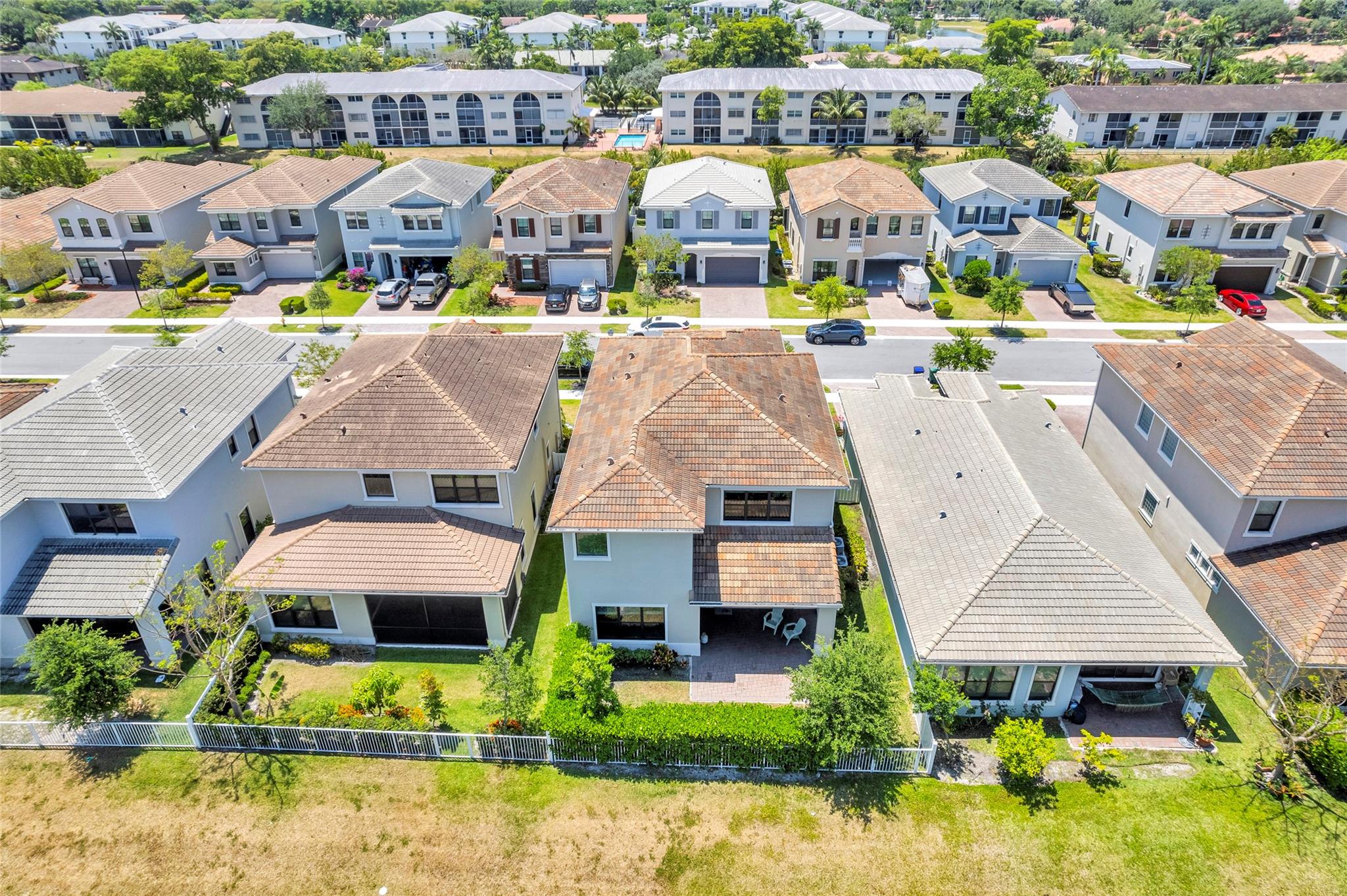 8835 NW 37th Dr