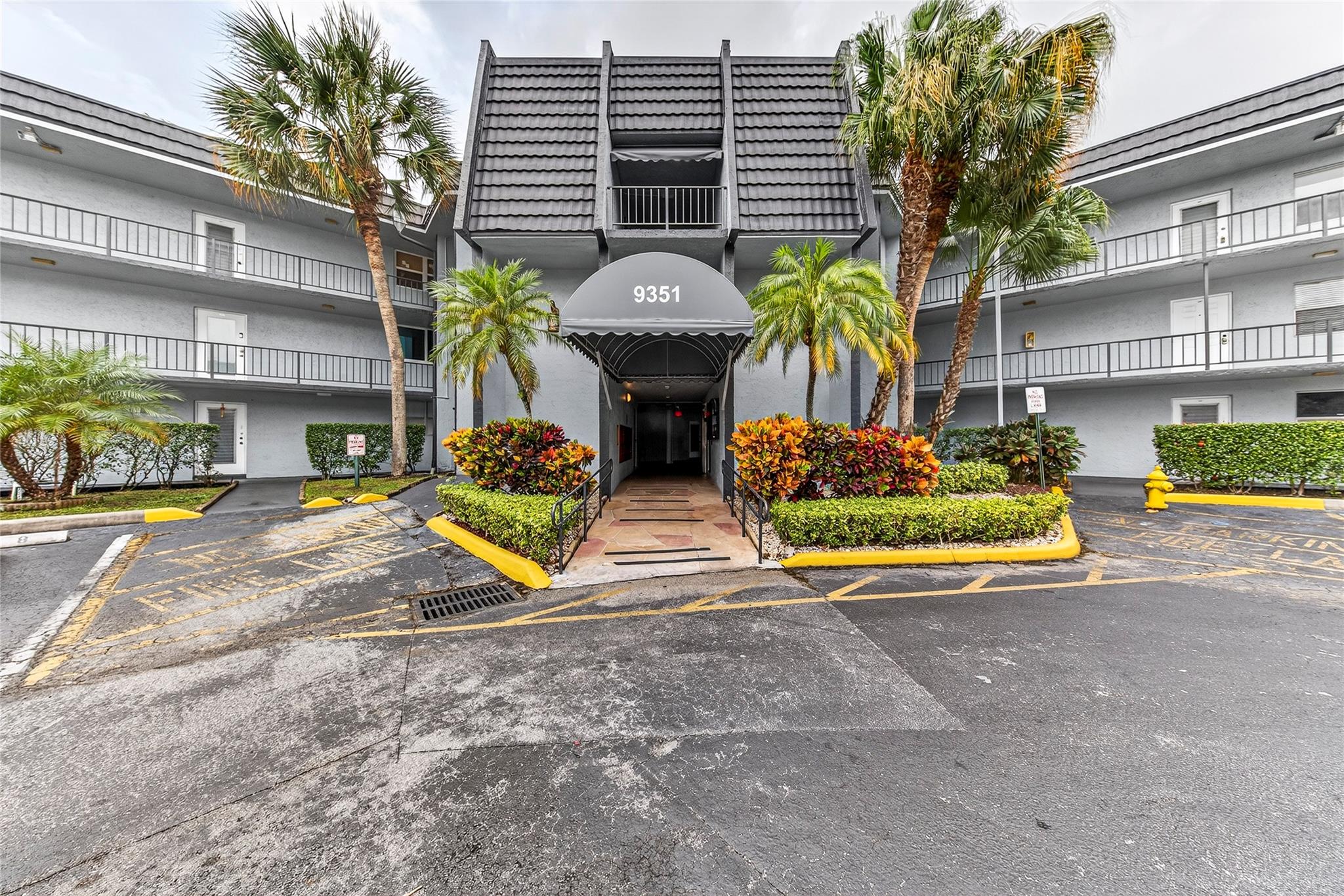 9351 Lime Bay Blvd 212