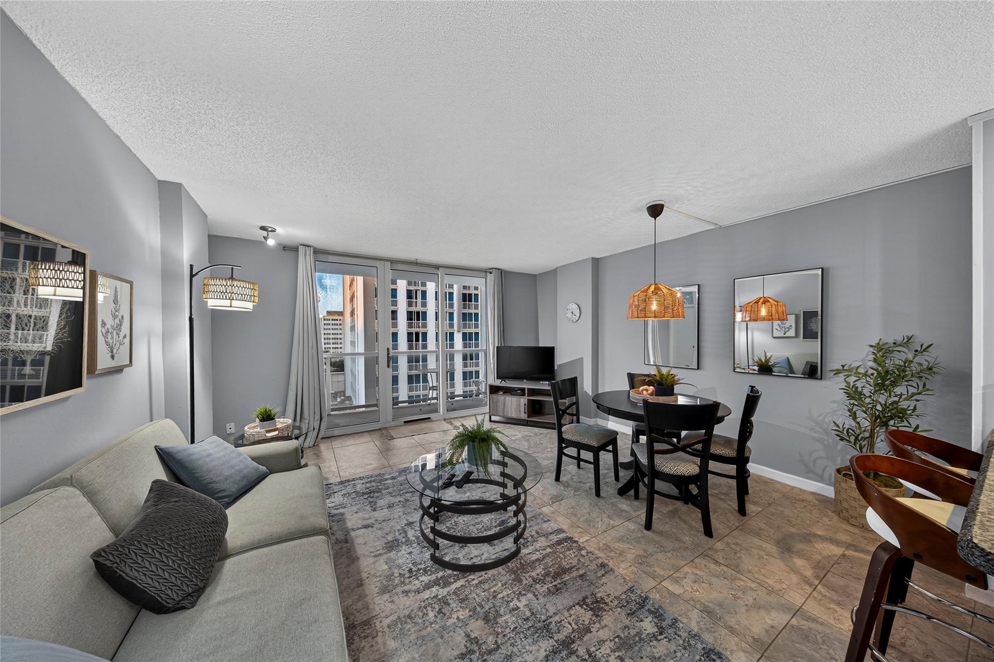 209 N Fort Lauderdale Beach Blvd 8D