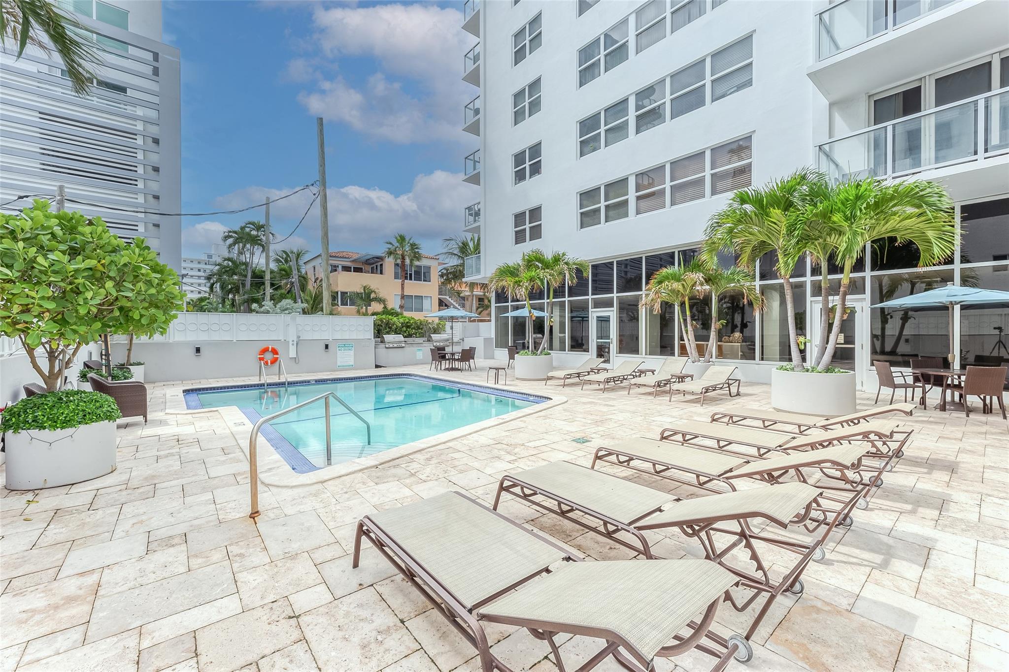 209 N Fort Lauderdale Beach Blvd 8D